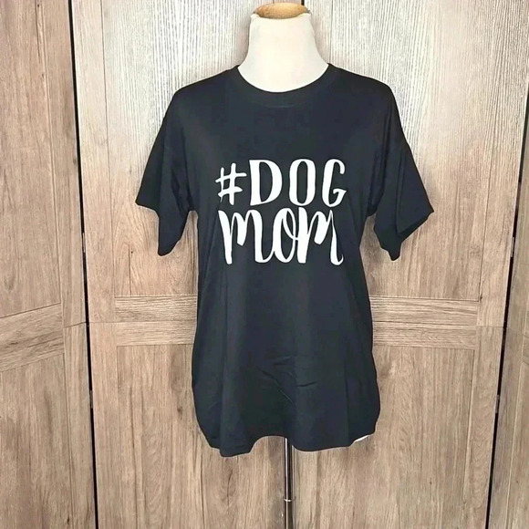 Black DogMom T-Shirt - Picture 3 of 6